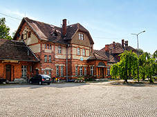 min 85 2.jpg min 85 2.jpg